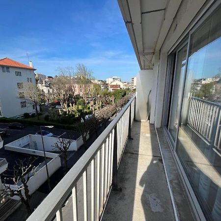 Appartement T4 Avec Parking, Balcon Et Proche Commerces A Biarritz - Fr-1-239-921 Екстериор снимка