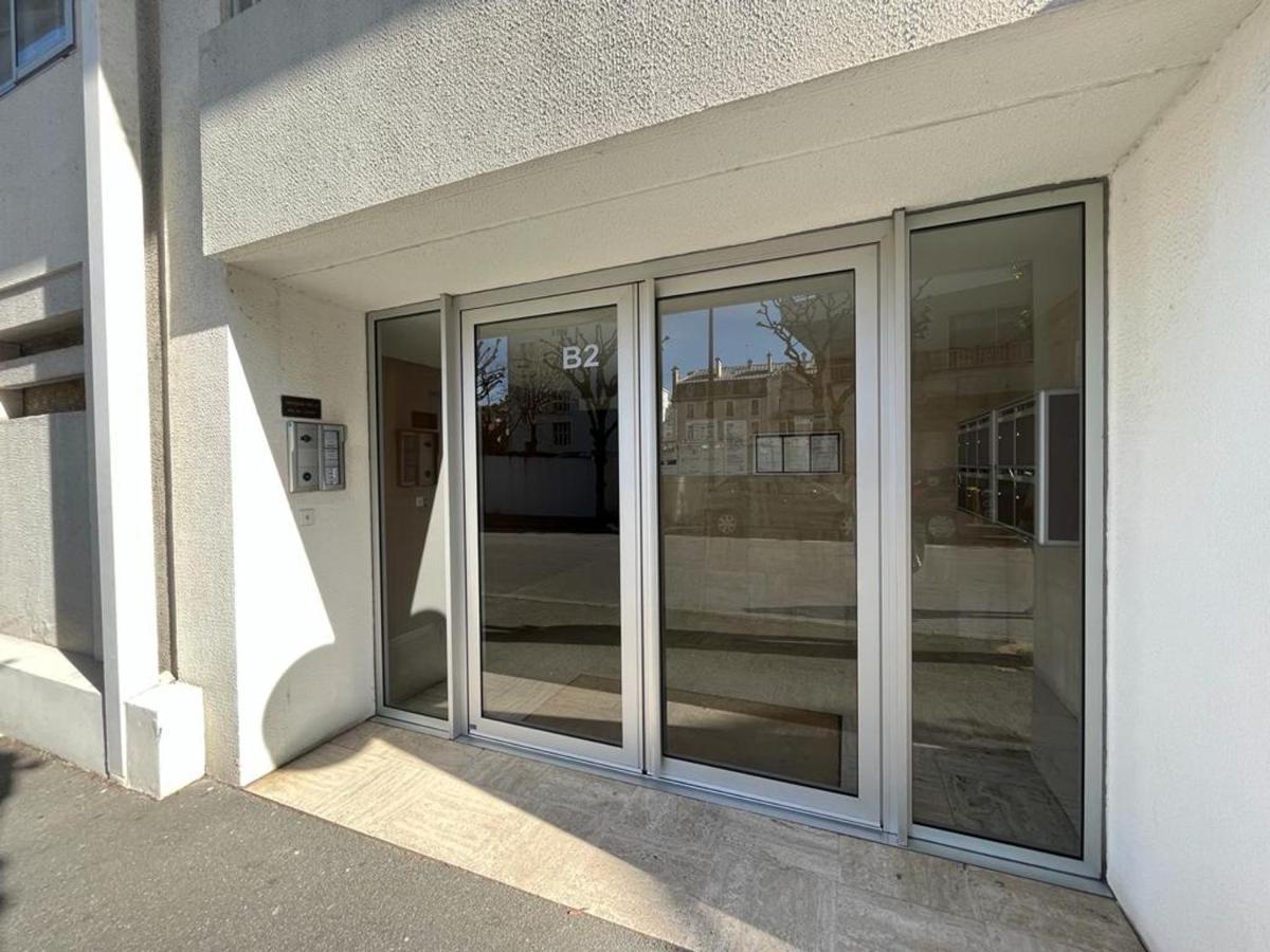 Appartement T4 Avec Parking, Balcon Et Proche Commerces A Biarritz - Fr-1-239-921 Екстериор снимка