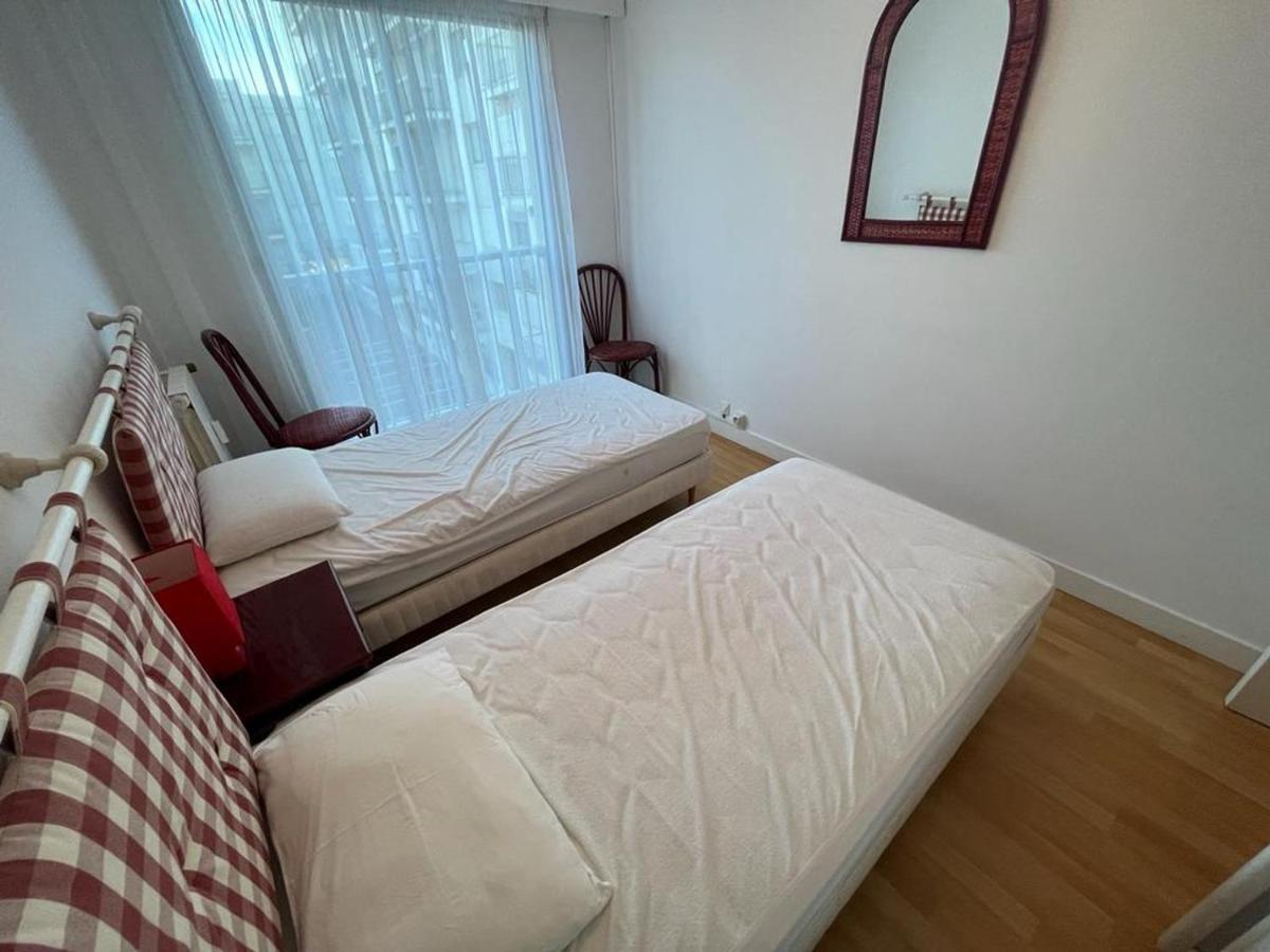 Appartement T4 Avec Parking, Balcon Et Proche Commerces A Biarritz - Fr-1-239-921 Екстериор снимка